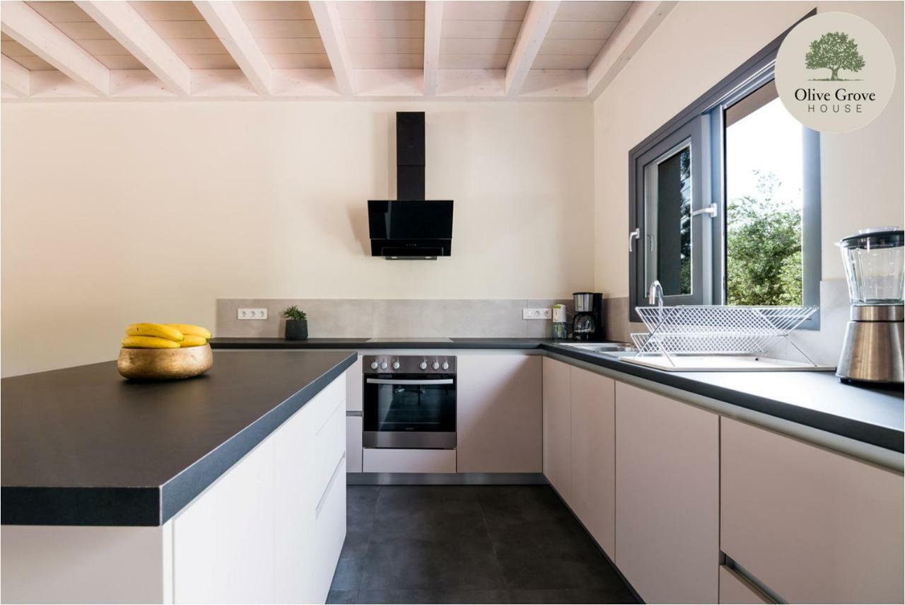 アルゴストリオン Olive Grove Houseヴィラ エクステリア 写真