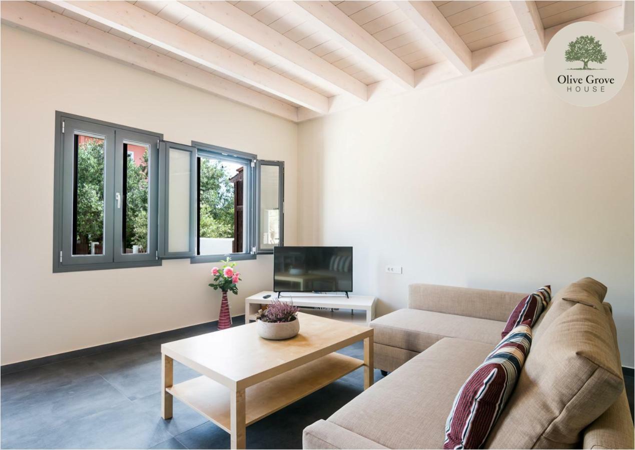 アルゴストリオン Olive Grove Houseヴィラ エクステリア 写真